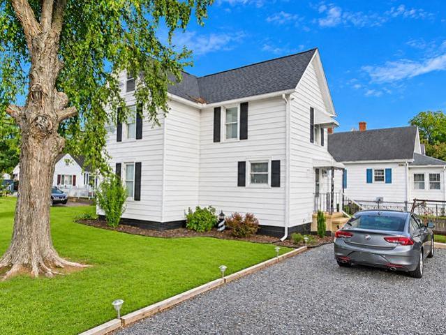 700 Cedar Street