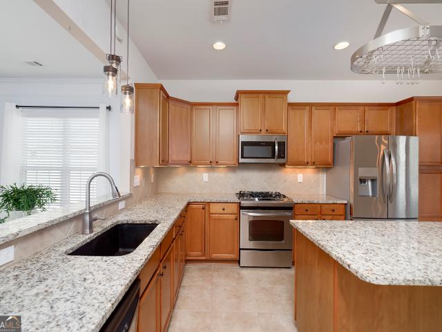 700 Buttercup Dr, Griffin, GA 30223 | MLS #10728