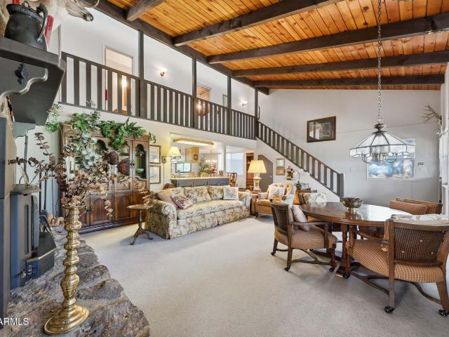 700 e crestline road
