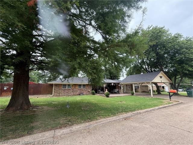 700 E Mayo Drive
