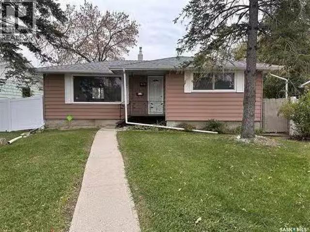 700 Forget Street, Regina, SK, S4T 4X2 house for sale Listi.