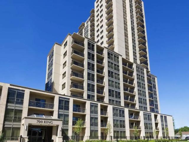 700 King Street East Tower — 2 Bedroom