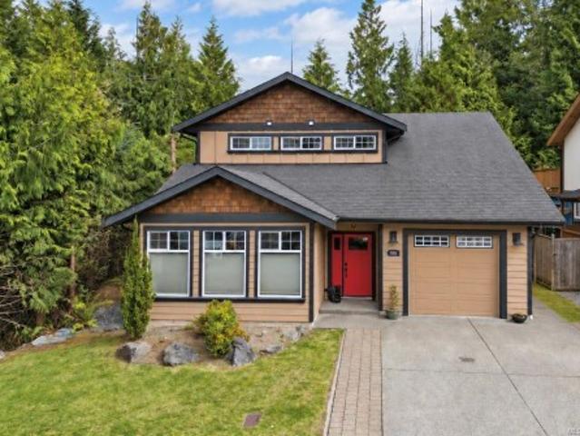 700 Ocean Park Dr, Tofino, BC, V0R 2Z0 house for sale | Listing ID 1049 | Royal LePage