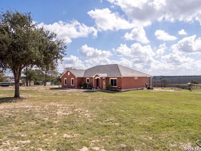 700 Lake Valley Dr