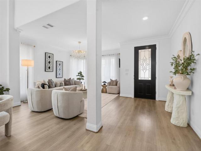 700 Mountain Laurel Road