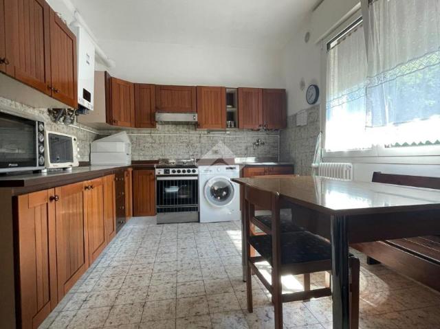 700 / mese, 101 Mq Tecnocasa.it 61225787