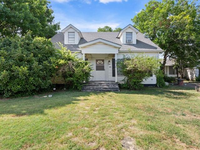 700 N Lone Star Pkwy, McGregor, TX 76657 | MLS #224069