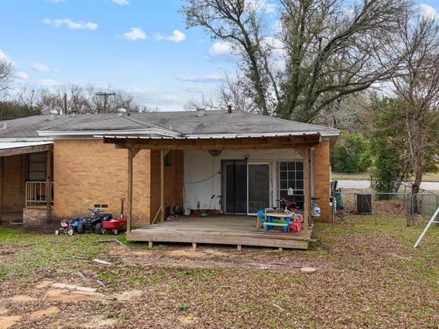700 Powderhorn Drive