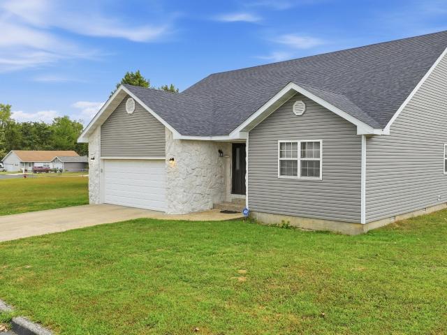 700 Robin Road