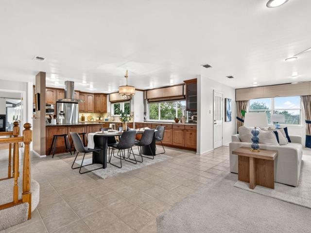 700 Rogart Dr, Spicewood, US, TX