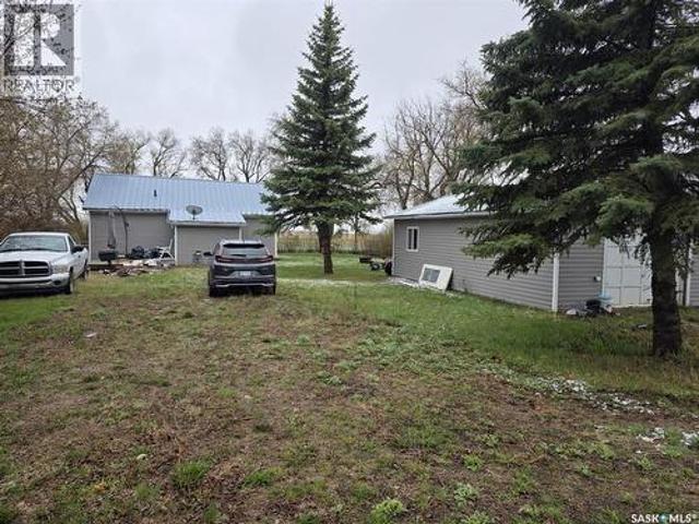 700 Railway Avenue, Dysart, SK, S0G 1H0 house for sale | Listing ID SK037113 | Royal LePage