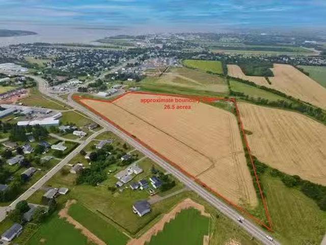 700 Read Drive, Summerside, PE, C1N 4J5 vacant land for sale.