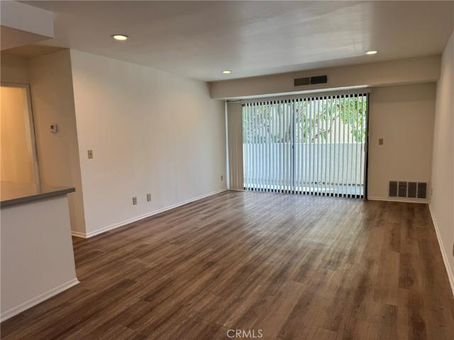 700 W 3rd B107