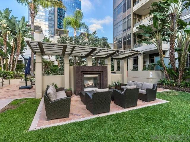 700 W E St, Unit 2404, San Diego, CA 92101 | MLS #260013