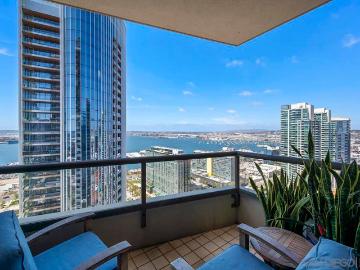 700 W E Street 2903