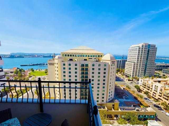 700 W Harbor Dr, Unit 1606, San Diego, CA 92101 | MLS #PTP2602
