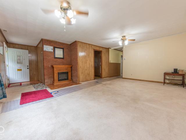 700 W Latimer Drive