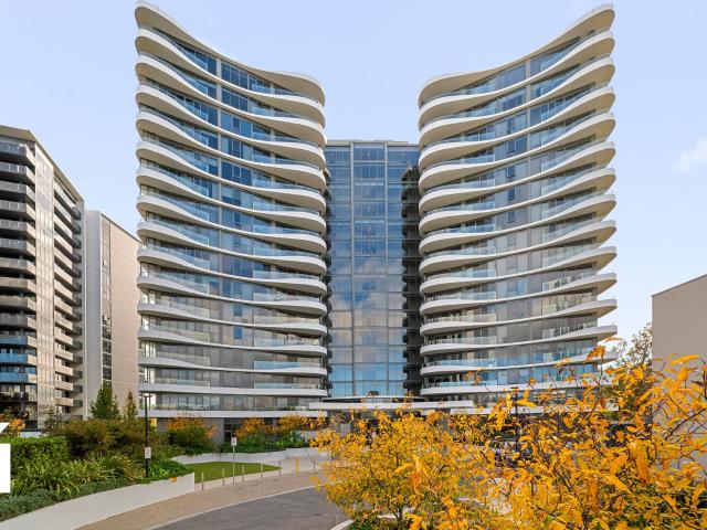 70/15 Irving Street Phillip