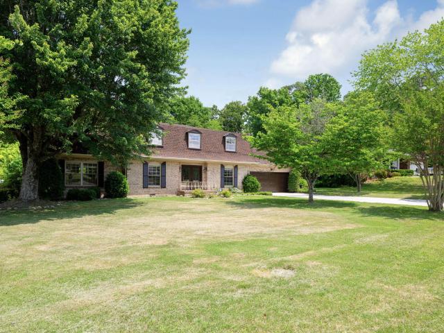 7015 Leslie Dell Lane