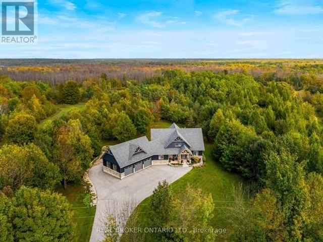 70167 Zion Church Road, Georgian Bluffs, ON, N0H 2T0 house for sale | Listing ID X13451 | Royal LePage
