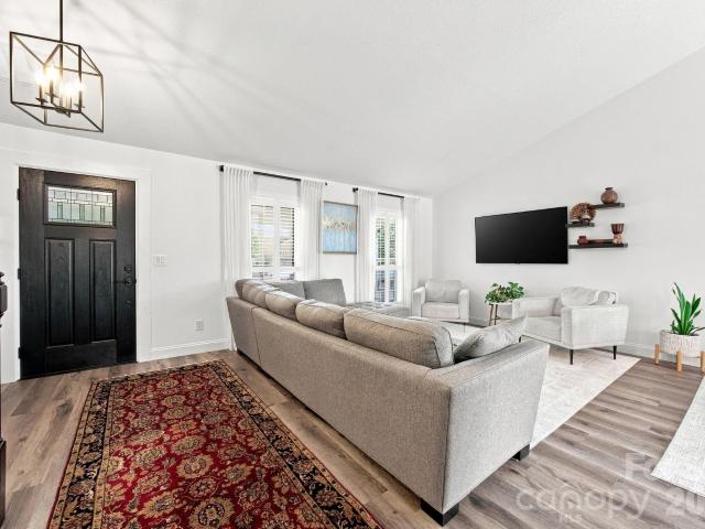 7017 Culloden More Court