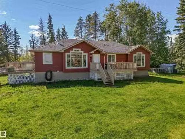 7017 Twp Road 514, Rural Parkland County, AB, T0E 2H0 house.