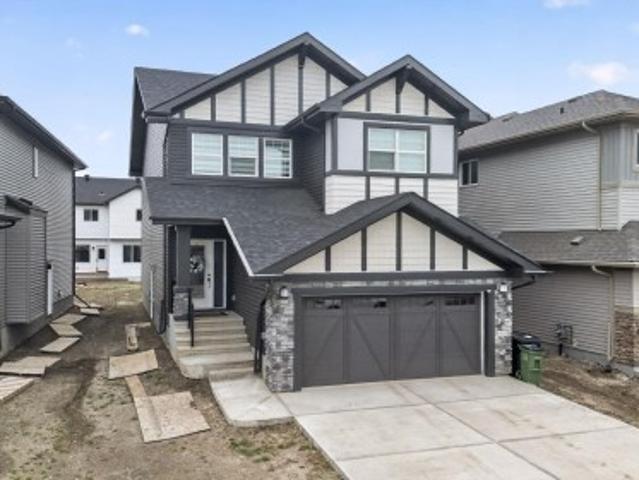 7011 Avenue, Edmonton, AB, T5Z 0W8 house for sale | Listing ID E4489 | Royal LePage