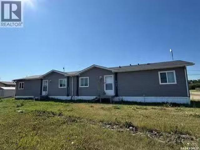 701 2Nd Avenue E, Shellbrook, SK, S0J 2E0 house for sale Li.