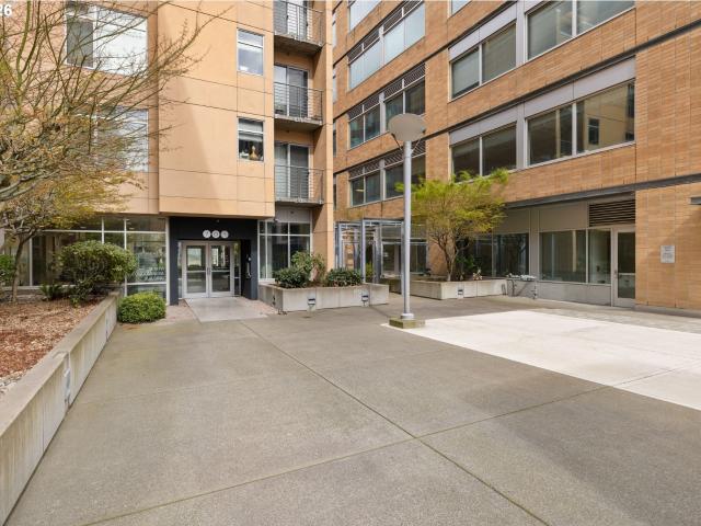701 Columbia St, Unit 105, Vancouver, WA 98660 | MLS #620414