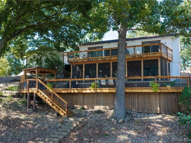 701 Graham Point