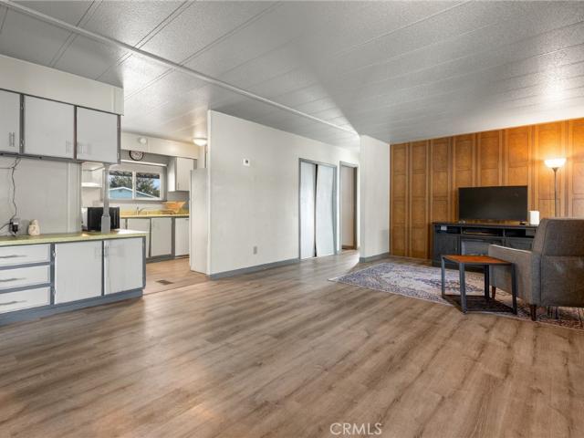 701 E Lassen Avenue 39