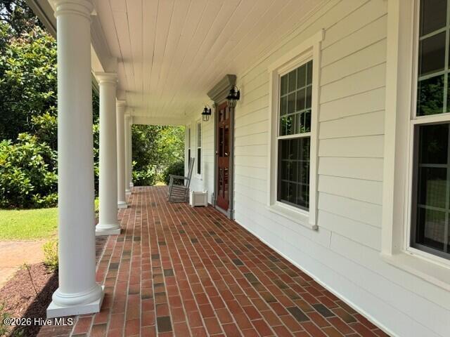 701 Edgewood Drive
