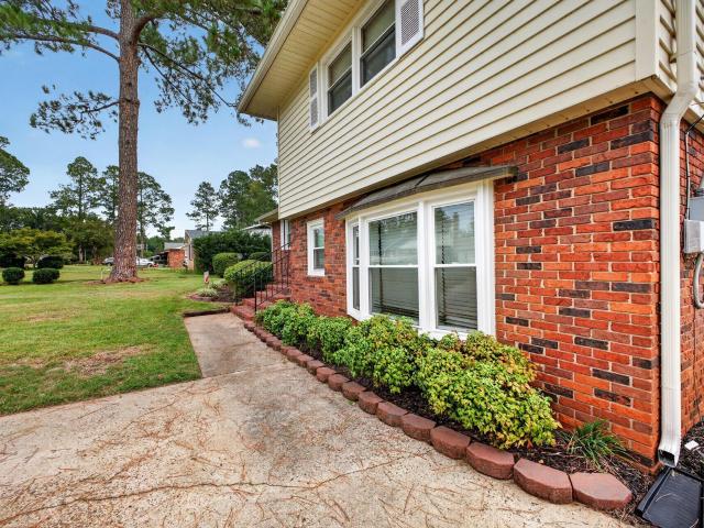 701 Hammond Drive