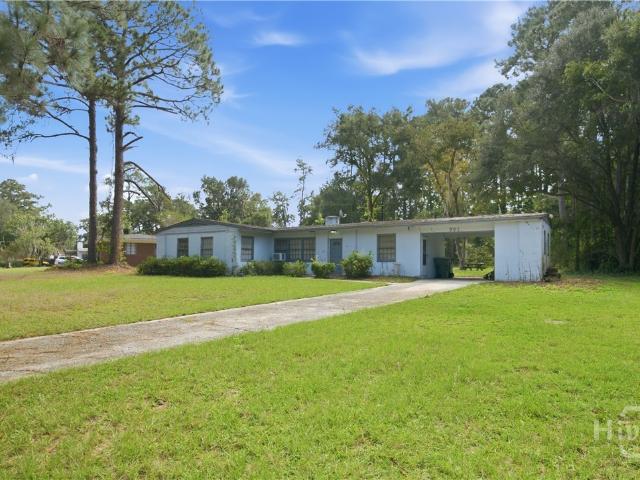 701 Highland Drive