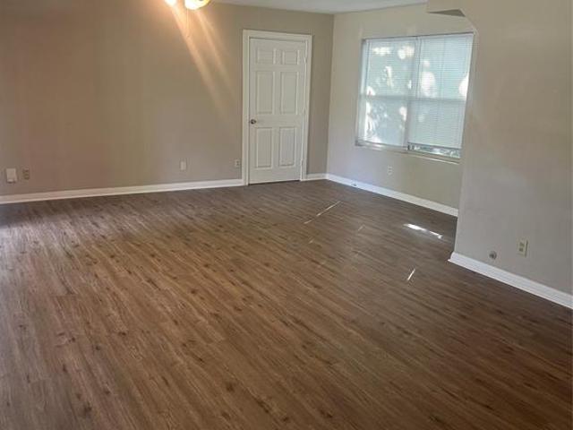 701 Hulme St, Bowie, TX 76230 | MLS #20988