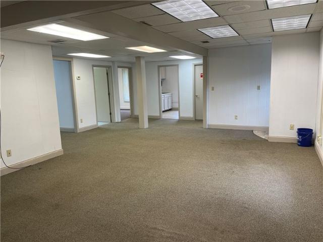 701 N Hermitage Rd, Suite 26, Hermitage, US, PA
