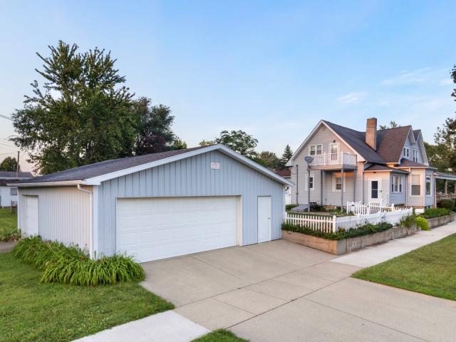 701 N Oliver Street
