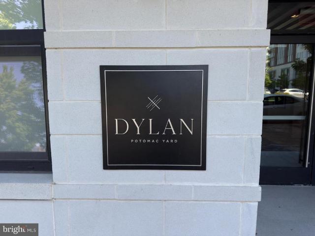 701 Swann Avenue # 511