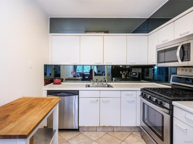 701 Pelham Road 5L