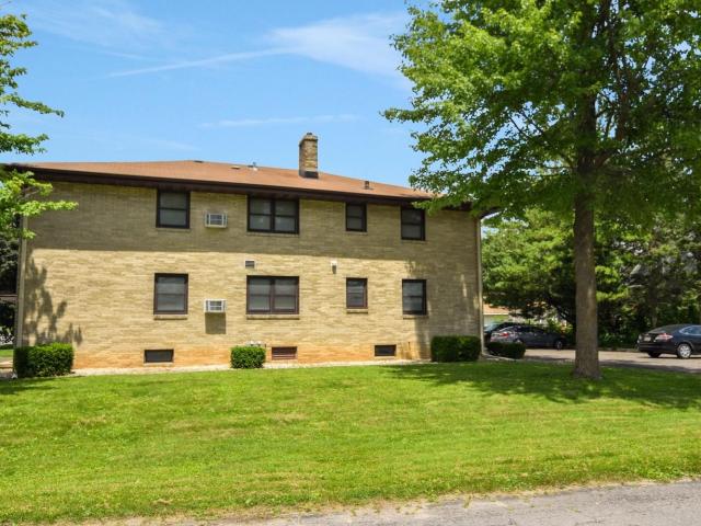 701 Pinecrest Drive