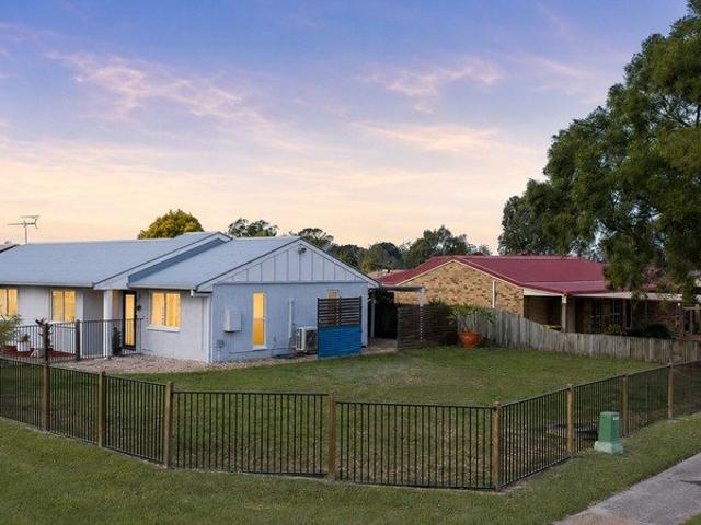 701SQM, Corner Block Low Maintenance and Walk to Township!