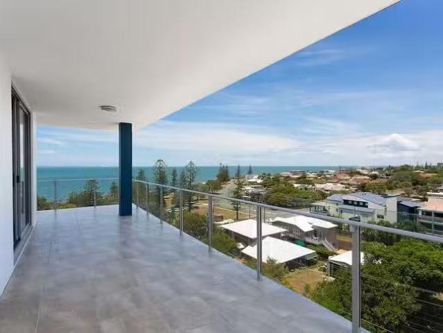 702/4 Anderson Street, Scarborough, QLD 4020
