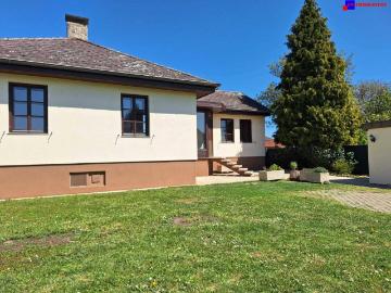 7024 Hirm Charmantes 120m² Einfamilienhaus in ruhiger Ortsrandlage sogar mit Schneebergblick!