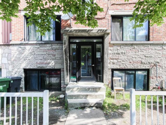 7025 Stuart Studio Apartment for Rent at 7025 Av Stuart, Montréal, QC H3N 2P9 Crémazie