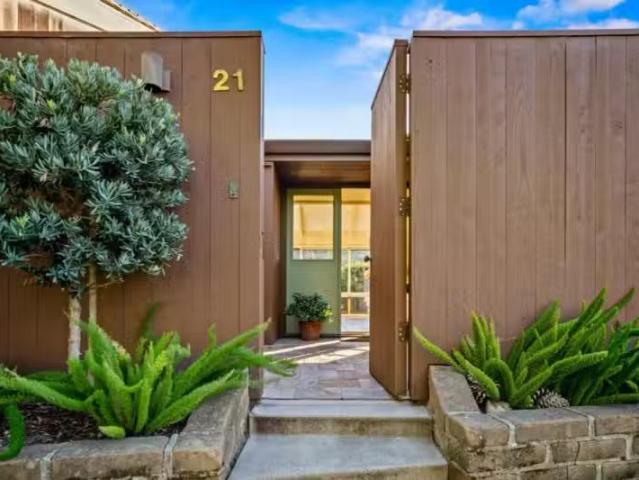 7026 VALLEY GREENS CIR APT 21, CARMEL, CA 93923