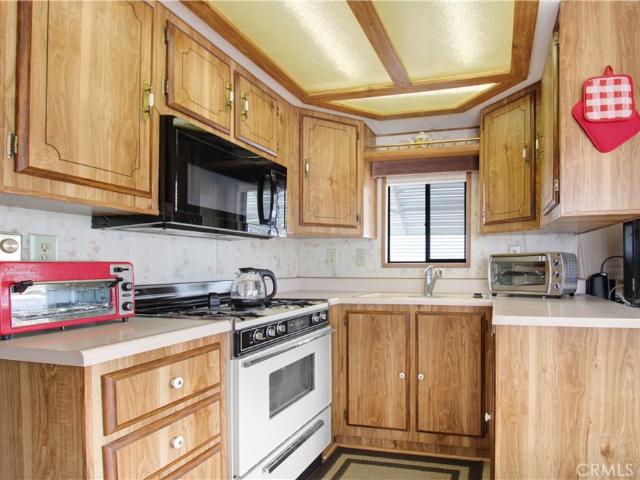70201 Aurora Road 110