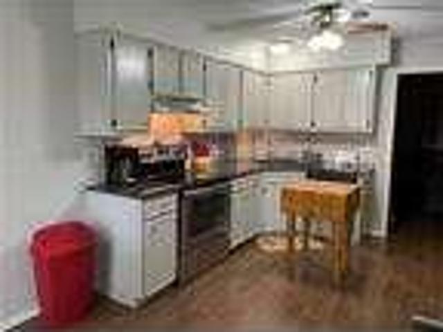 702 Blackwell Ave Unit: A Manchaca TX 78652
