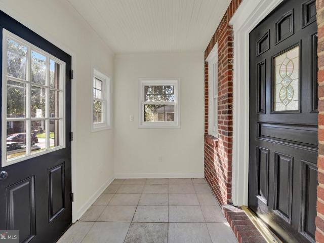 702 Devonshire Road