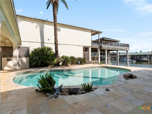 702 E Port Drive