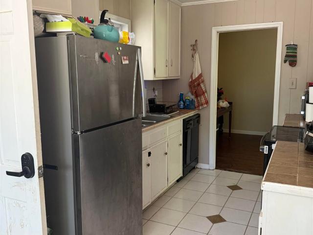 702 Overstreet